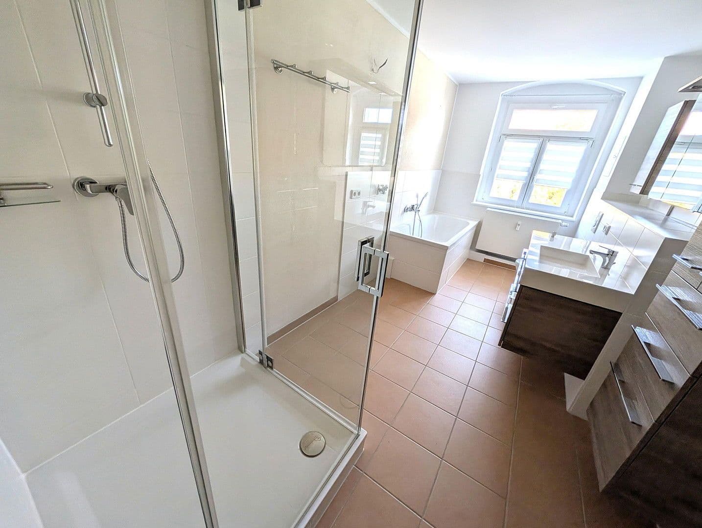 Prenájom bytu 3-izbový 100 m², Brandenburg, Brandenbursko Prenájom bytu 3-izbový 100 m², Brandenburg, Brandenbursko