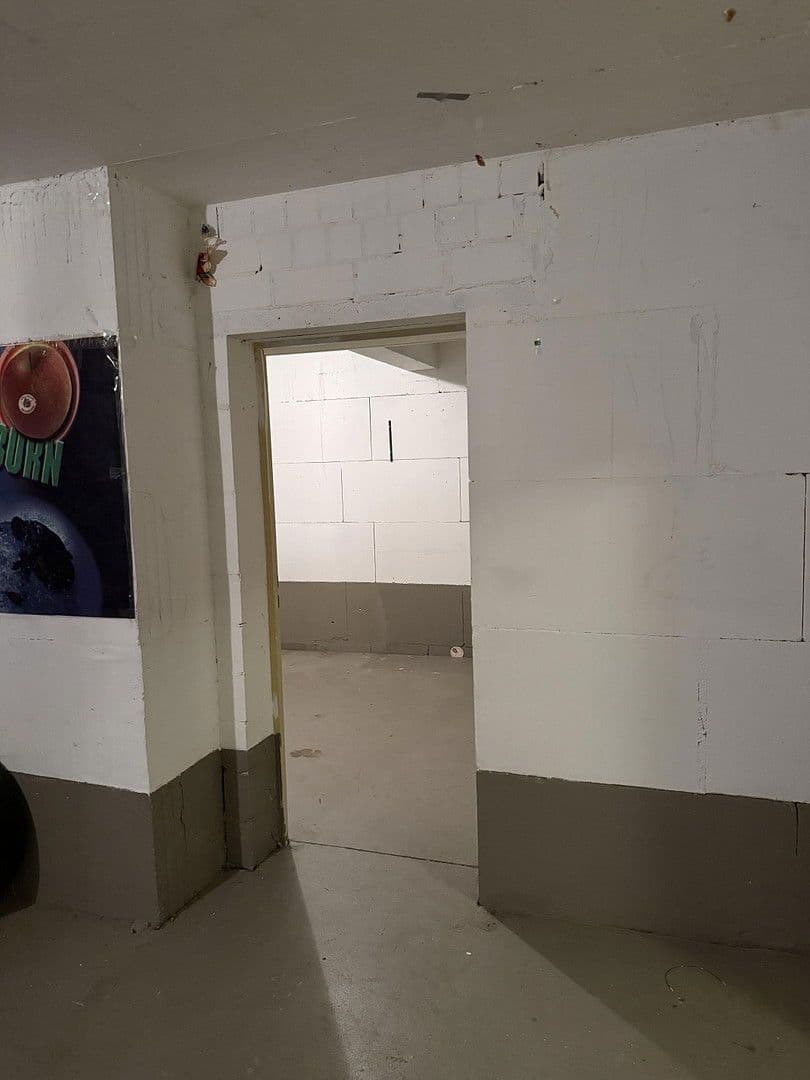 Prenájom nebytového priestoru 60 m², Bornheim, Severné Porýnie - Westfálsko Prenájom nebytového priestoru 60 m², Bornheim, Severné Porýnie - Westfálsko