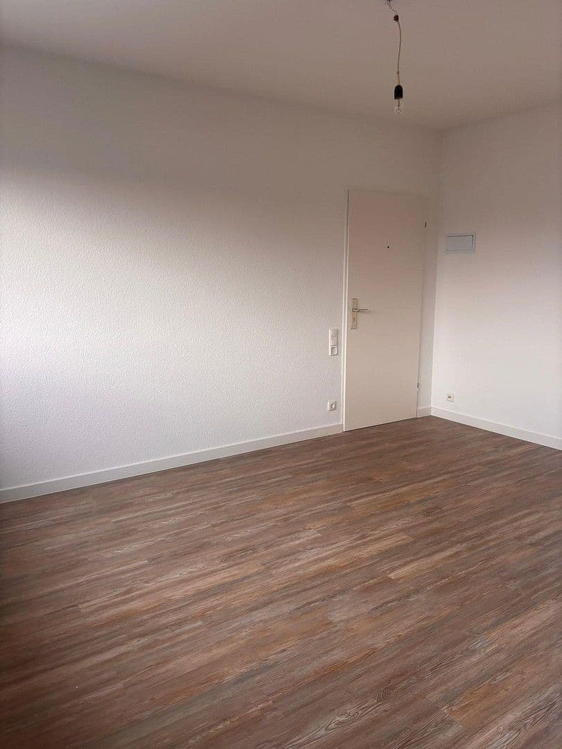 Prenájom bytu 1-izbový 23 m², Frankfurt, Hesensko Prenájom bytu 1-izbový 23 m², Frankfurt, Hesensko