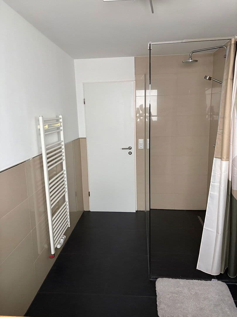 Prenájom bytu 3-izbový 100 m², Hagen, Severné Porýnie - Westfálsko Prenájom bytu 3-izbový 100 m², Hagen, Severné Porýnie - Westfálsko