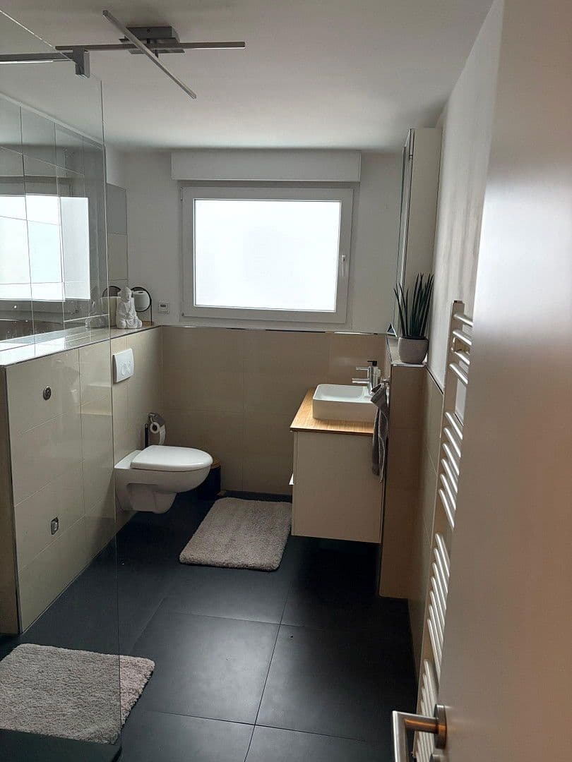 Prenájom bytu 3-izbový 100 m², Hagen, Severné Porýnie - Westfálsko Prenájom bytu 3-izbový 100 m², Hagen, Severné Porýnie - Westfálsko