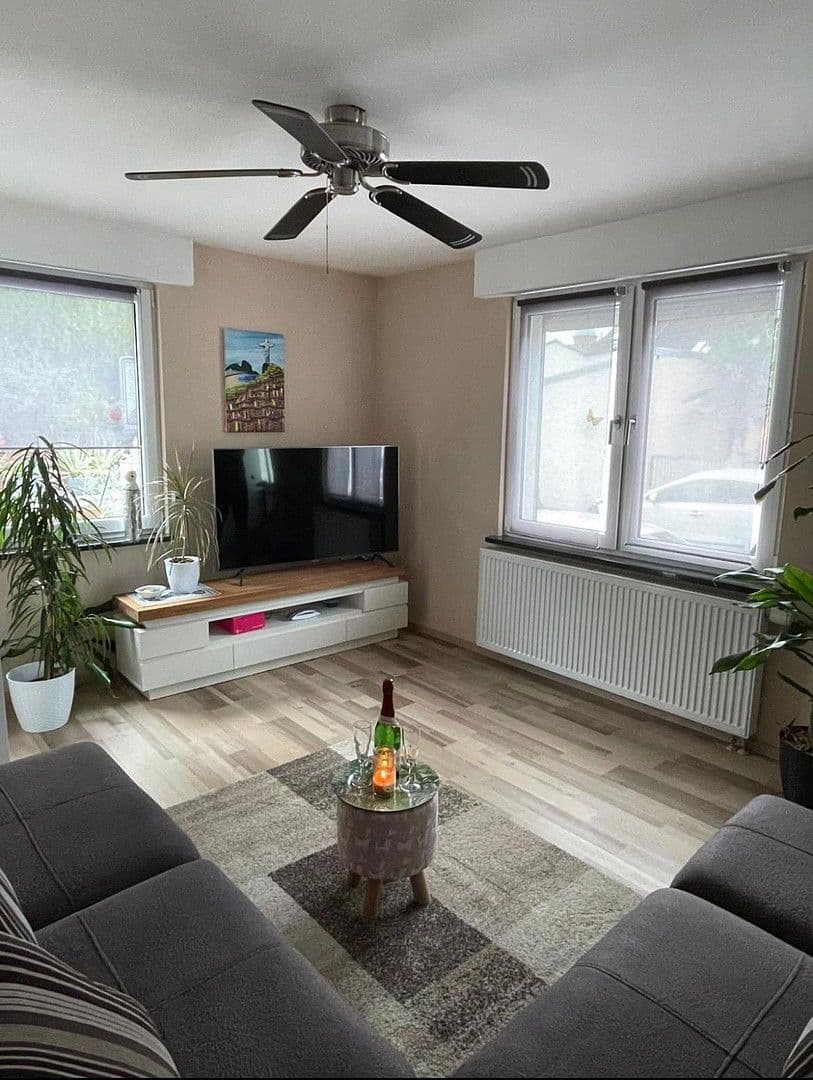 Predaj domu 94 m², pozemek 196 m², Hainburg, Hesensko Predaj domu 94 m², pozemek 196 m², Hainburg, Hesensko