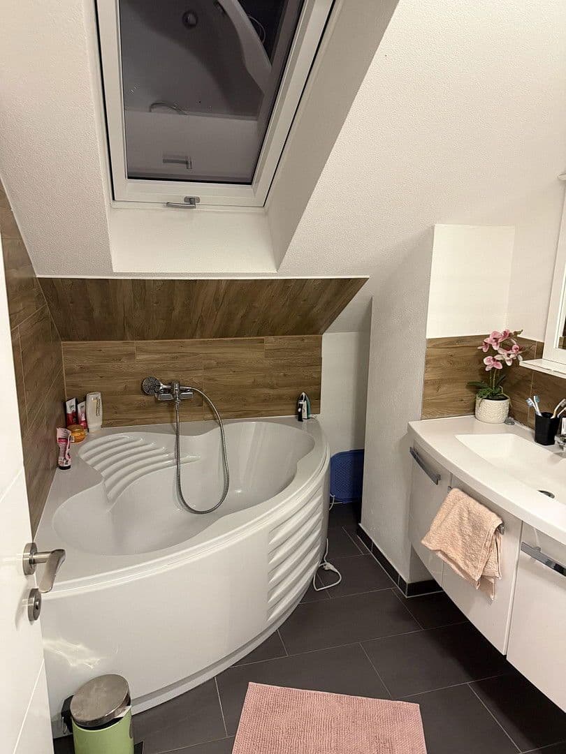 Predaj domu 400 m², pozemek 1.500 m², Tumeltsham, Horné Rakúsko Predaj domu 400 m², pozemek 1.500 m², Tumeltsham, Horné Rakúsko