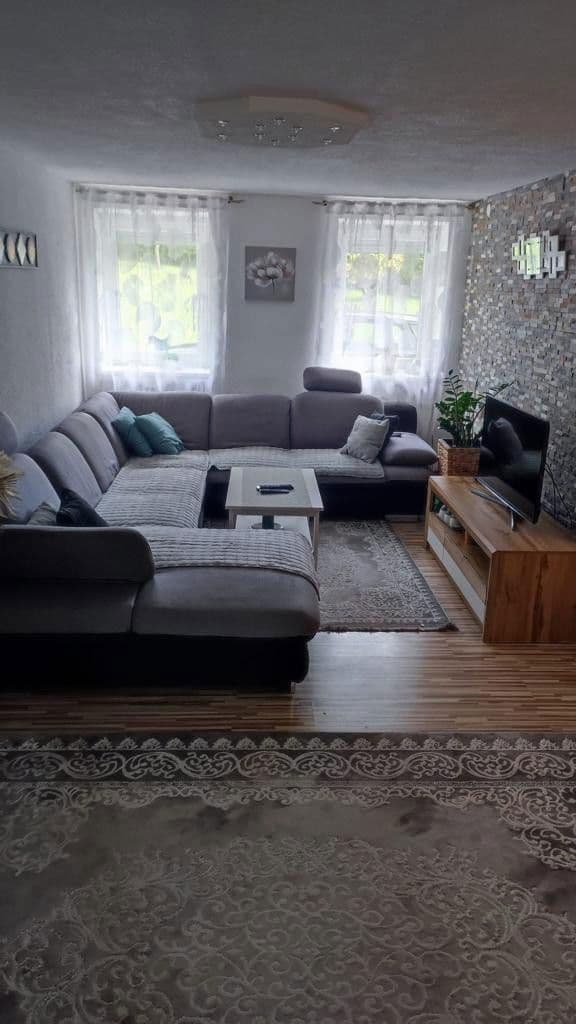 Predaj domu 400 m², pozemek 1.500 m², Tumeltsham, Horné Rakúsko Predaj domu 400 m², pozemek 1.500 m², Tumeltsham, Horné Rakúsko