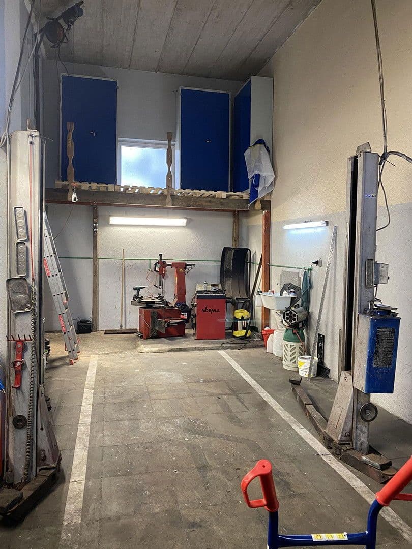 Predaj domu 400 m², pozemek 1.500 m², Tumeltsham, Horné Rakúsko Predaj domu 400 m², pozemek 1.500 m², Tumeltsham, Horné Rakúsko