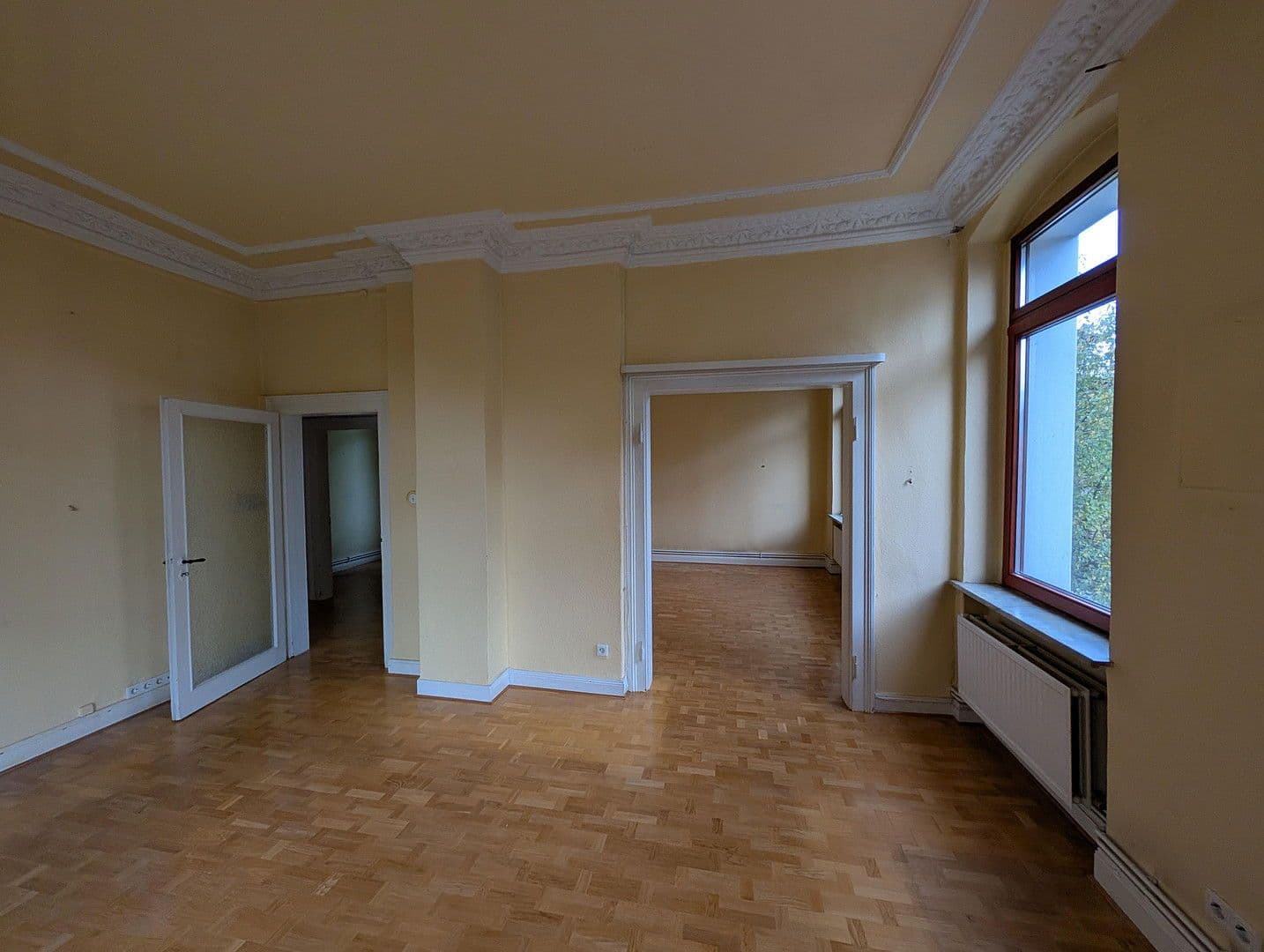 Predaj bytu 5-izbový 100 m², Madamenweg 173, Braunschweig, Dolné Sasko Predaj bytu 5-izbový 100 m², Madamenweg 173, Braunschweig, Dolné Sasko