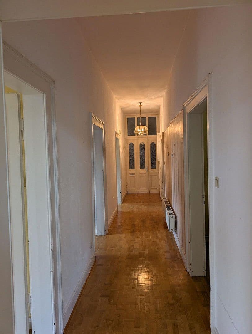 Predaj bytu 5-izbový 100 m², Madamenweg 173, Braunschweig, Dolné Sasko Predaj bytu 5-izbový 100 m², Madamenweg 173, Braunschweig, Dolné Sasko