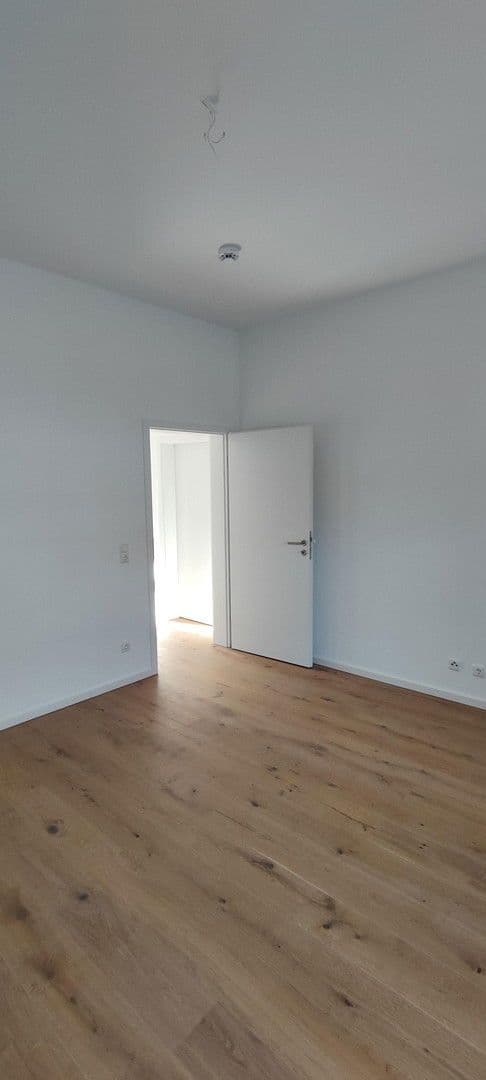 Prenájom bytu 2-izbový 60 m², Bad Nauheim, Hesensko Prenájom bytu 2-izbový 60 m², Bad Nauheim, Hesensko