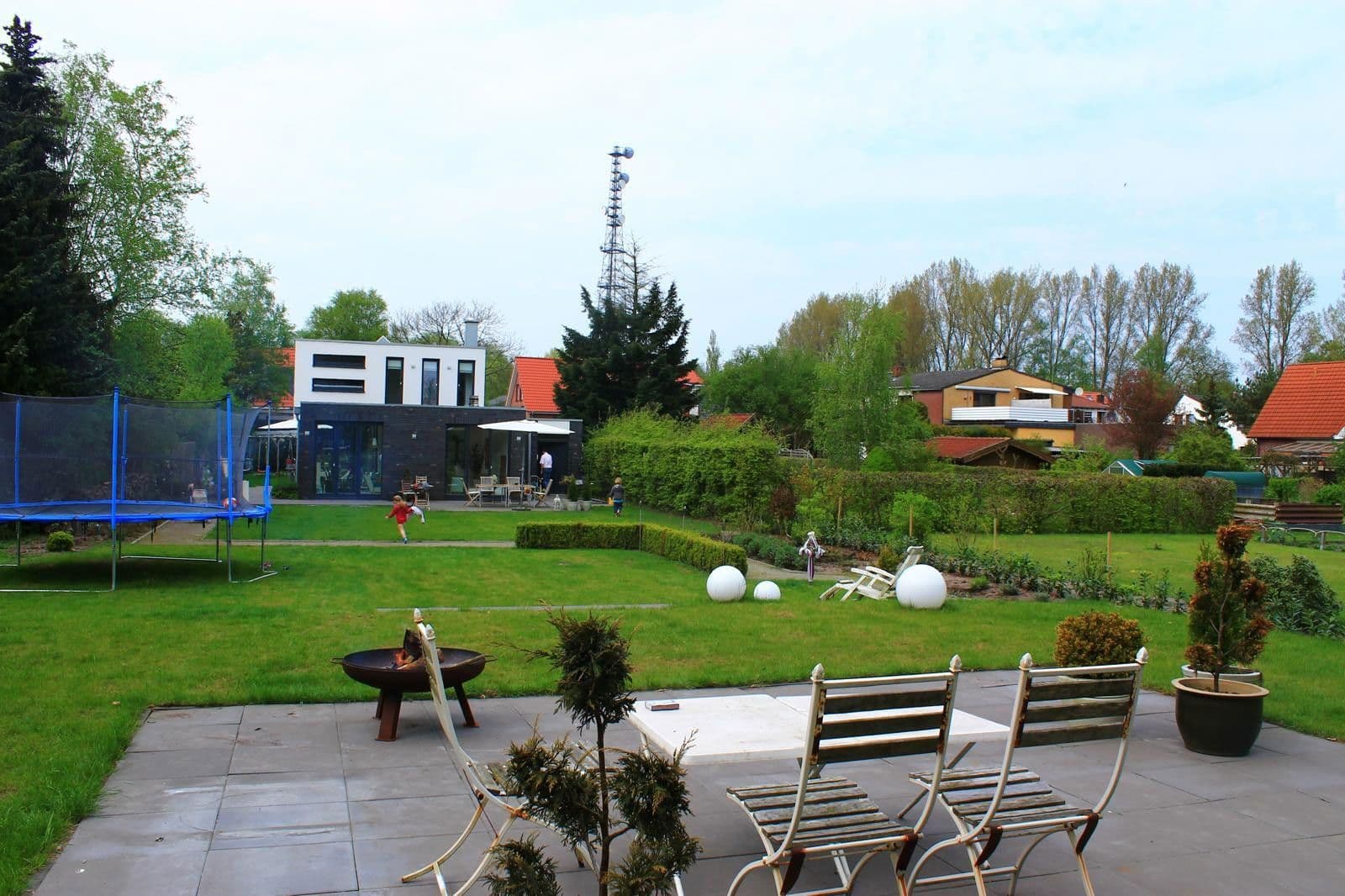 Predaj domu 272 m², pozemek 1.072 m², Oldenburg, Dolné Sasko Predaj domu 272 m², pozemek 1.072 m², Oldenburg, Dolné Sasko