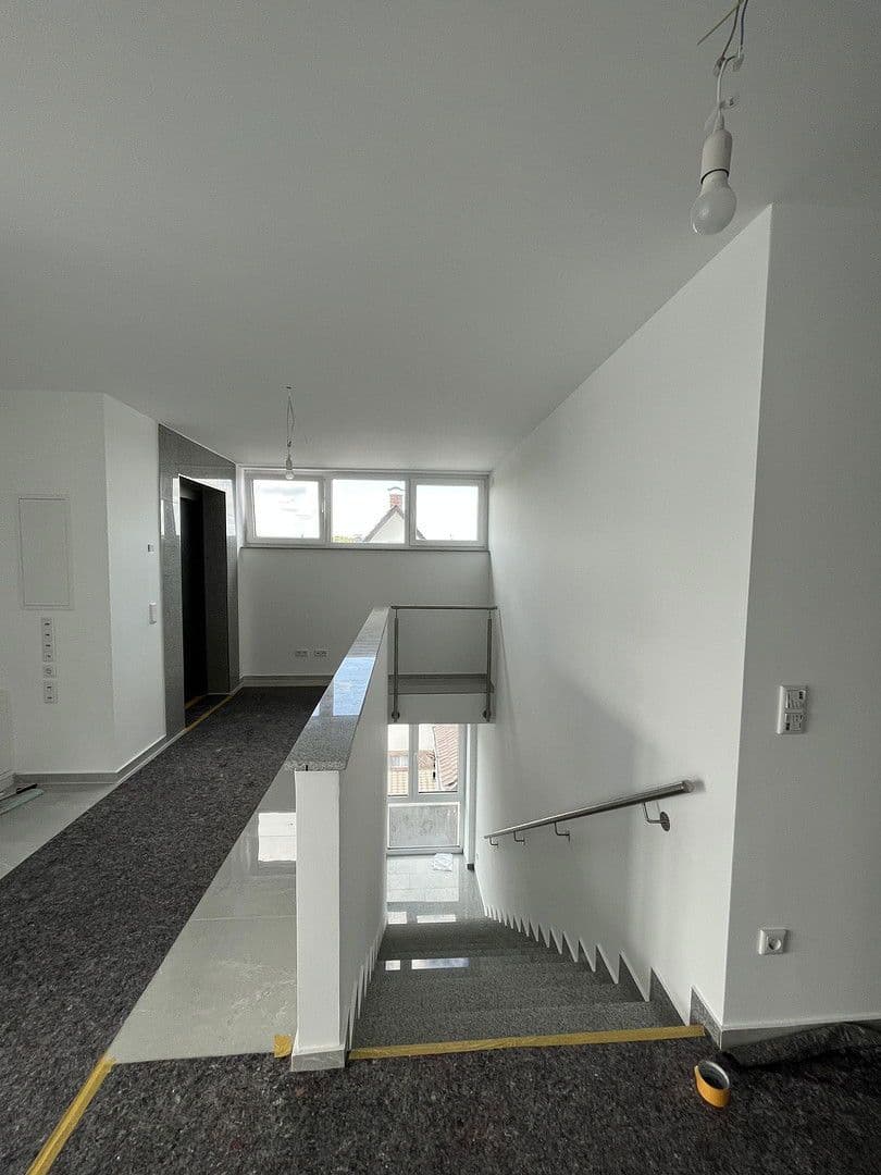 Predaj domu 848 m², pozemek 848 m², Melle, Dolné Sasko Predaj domu 848 m², pozemek 848 m², Melle, Dolné Sasko