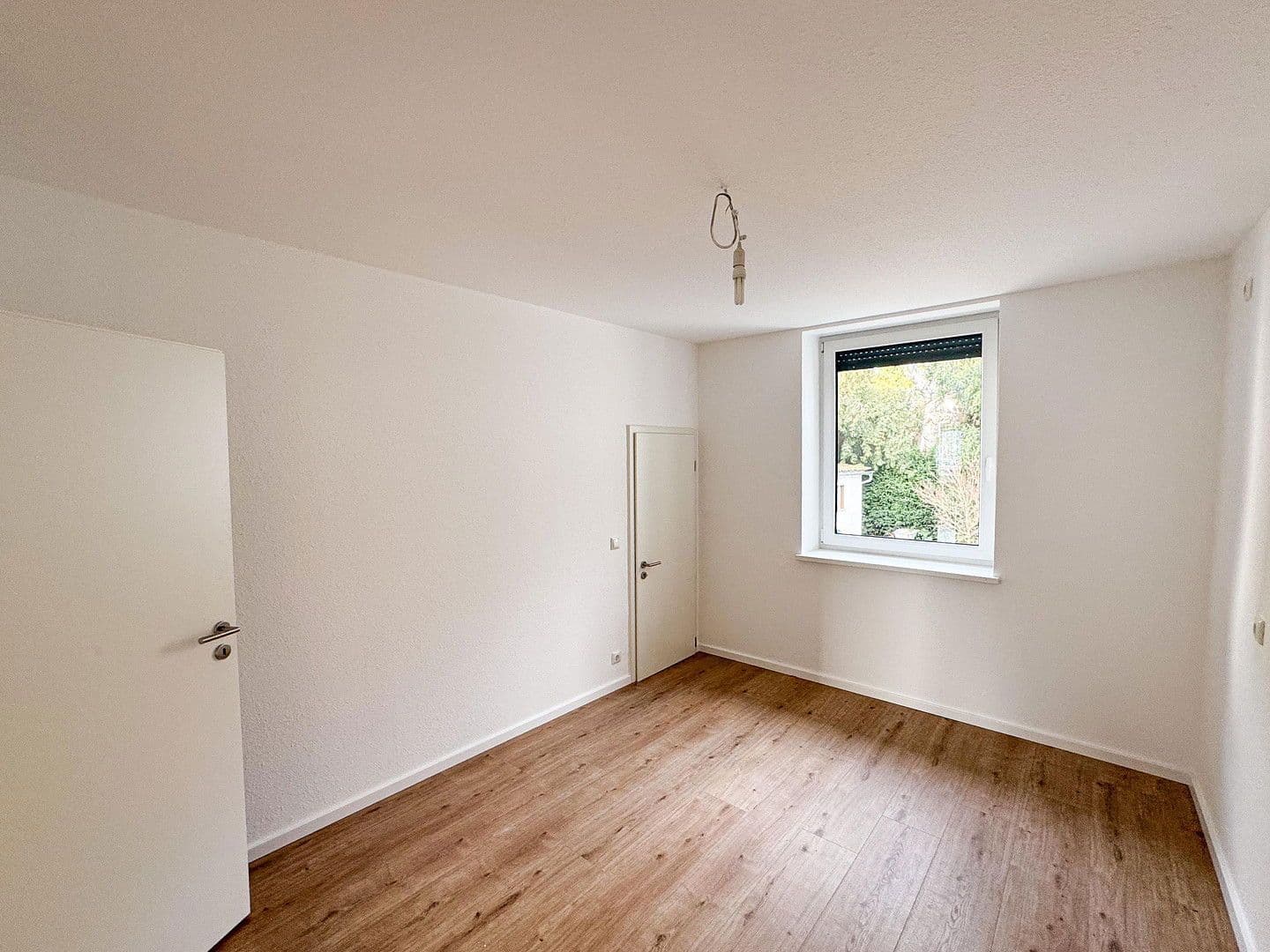 Prenájom bytu 2-izbový 68 m², Groß-Gerau, Hesensko Prenájom bytu 2-izbový 68 m², Groß-Gerau, Hesensko