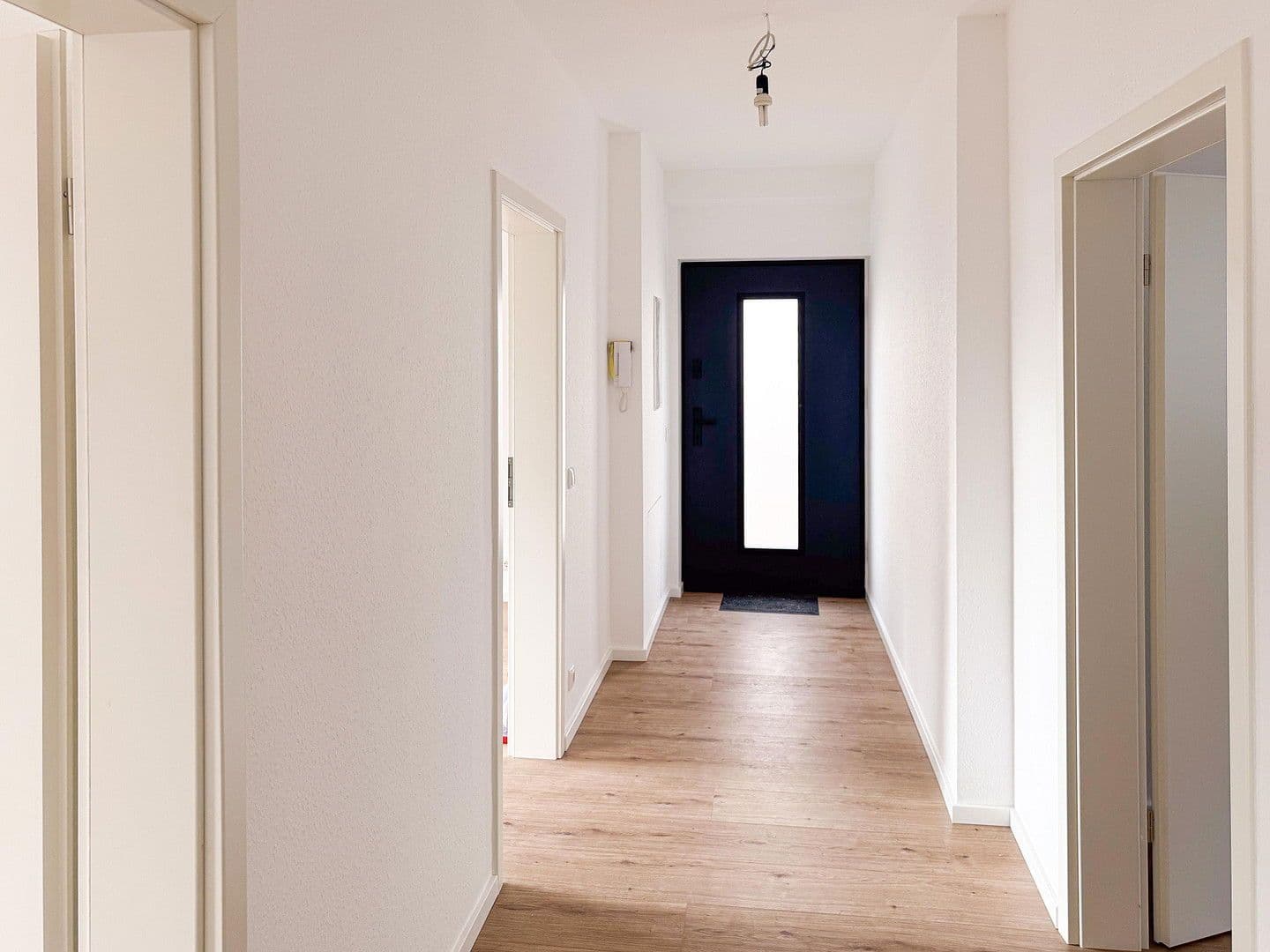 Prenájom bytu 2-izbový 68 m², Groß-Gerau, Hesensko Prenájom bytu 2-izbový 68 m², Groß-Gerau, Hesensko