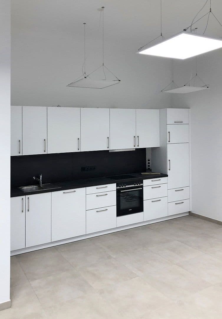 Prenájom kancelárie 75 m², Richard-Tauber-Straße 3, München, Bavorsko Prenájom kancelárie 75 m², Richard-Tauber-Straße 3, München, Bavorsko