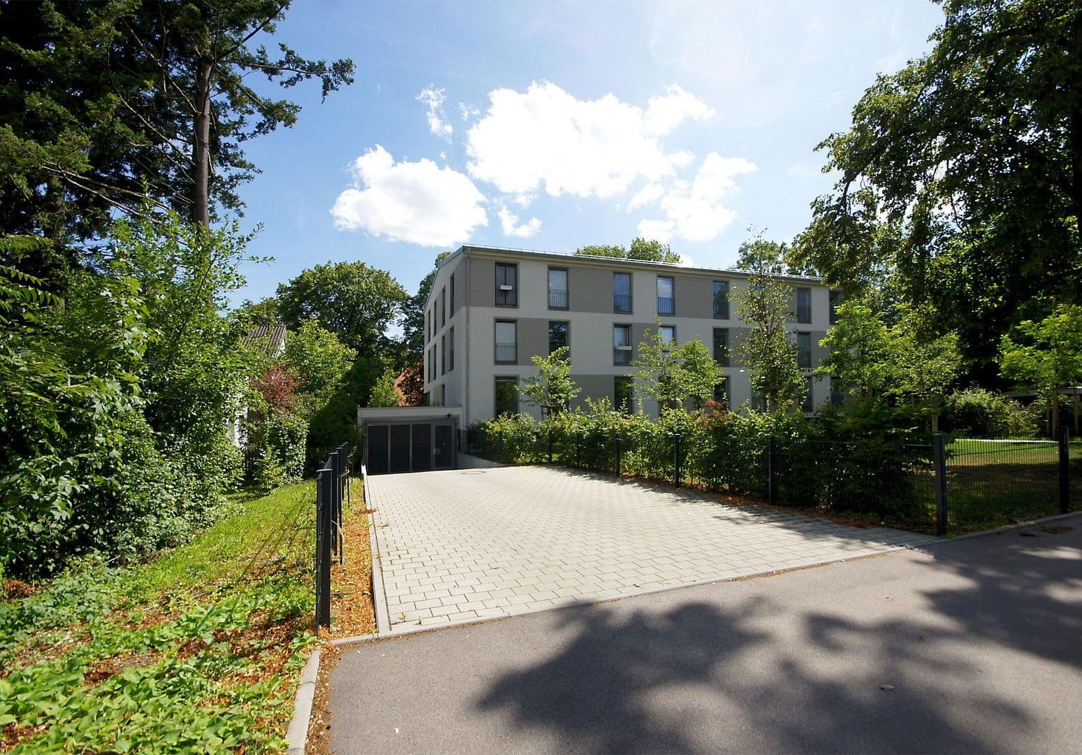 Prenájom kancelárie 75 m², Richard-Tauber-Straße 3, München, Bavorsko Prenájom kancelárie 75 m², Richard-Tauber-Straße 3, München, Bavorsko