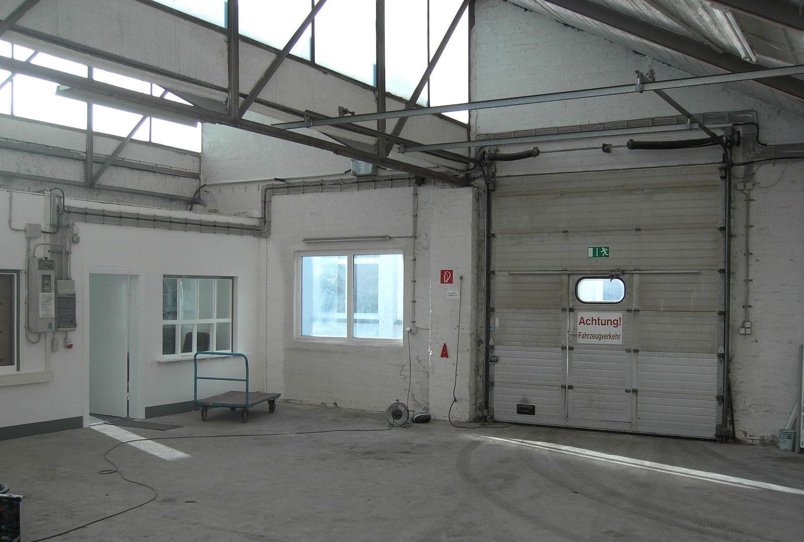 Prenájom nebytového priestoru 500 m², Pinneberg, Šlezvicko-Holštajnsko Prenájom nebytového priestoru 500 m², Pinneberg, Šlezvicko-Holštajnsko