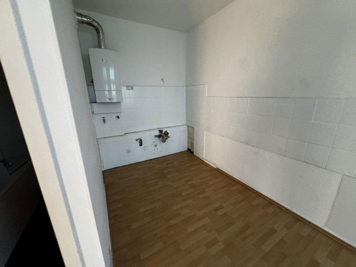 Prenájom bytu 3-izbový 106 m², Hausmannstraße 22, Dortmund, Severné Porýnie - Westfálsko Prenájom bytu 3-izbový 106 m², Hausmannstraße 22, Dortmund, Severné Porýnie - Westfálsko
