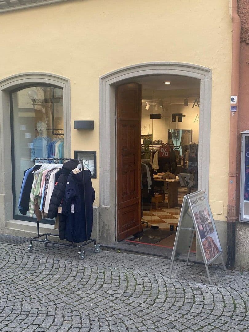 Prenájom nebytového priestoru 280 m², Maximilianstraße 2, Lindau (Bodensee), Bavorsko Prenájom nebytového priestoru 280 m², Maximilianstraße 2, Lindau (Bodensee), Bavorsko