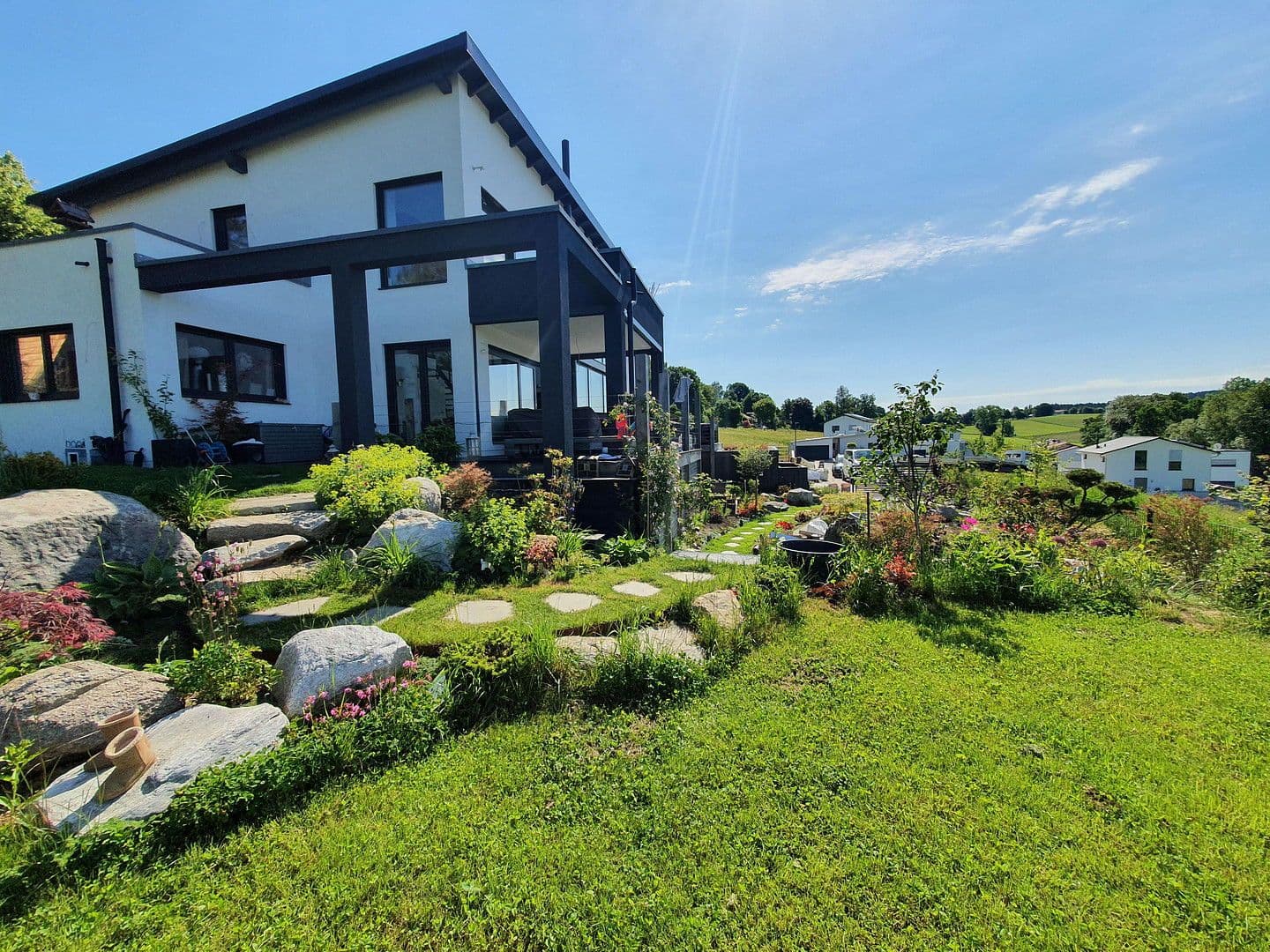 Predaj domu 249 m², pozemek 1.100 m², Taufkirchen, Bavorsko Predaj domu 249 m², pozemek 1.100 m², Taufkirchen, Bavorsko