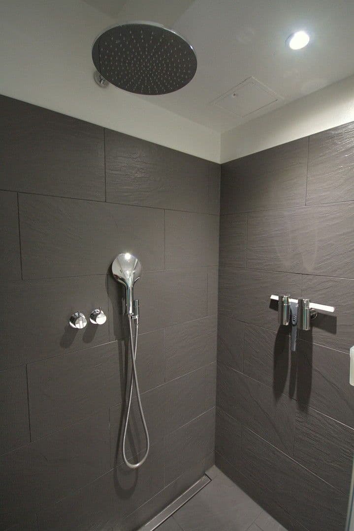 Predaj bytu 2-izbový 83 m², Romanstr, München, Bavorsko Predaj bytu 2-izbový 83 m², Romanstr, München, Bavorsko