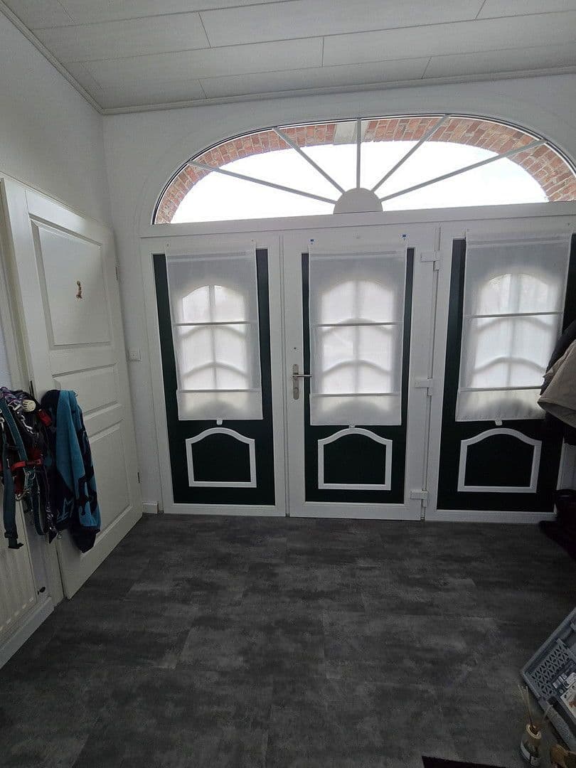 Predaj domu 200 m², pozemek 5.200 m², Jade, Dolné Sasko Predaj domu 200 m², pozemek 5.200 m², Jade, Dolné Sasko