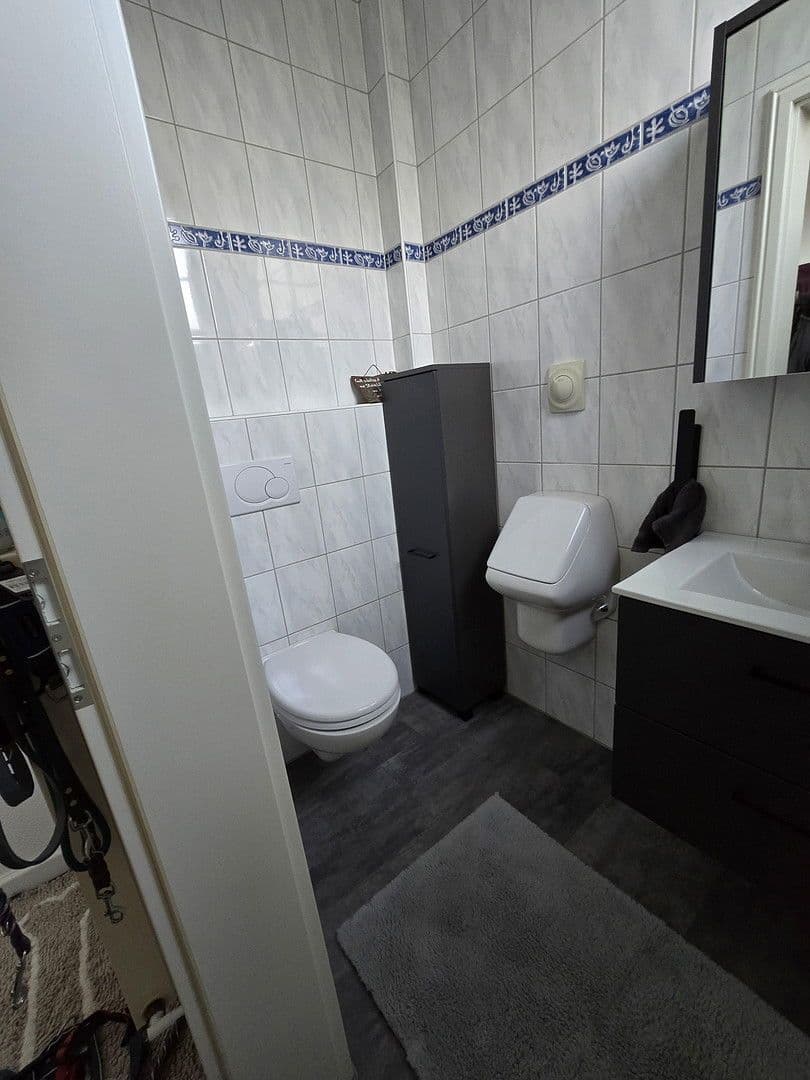 Predaj domu 200 m², pozemek 5.200 m², Jade, Dolné Sasko Predaj domu 200 m², pozemek 5.200 m², Jade, Dolné Sasko