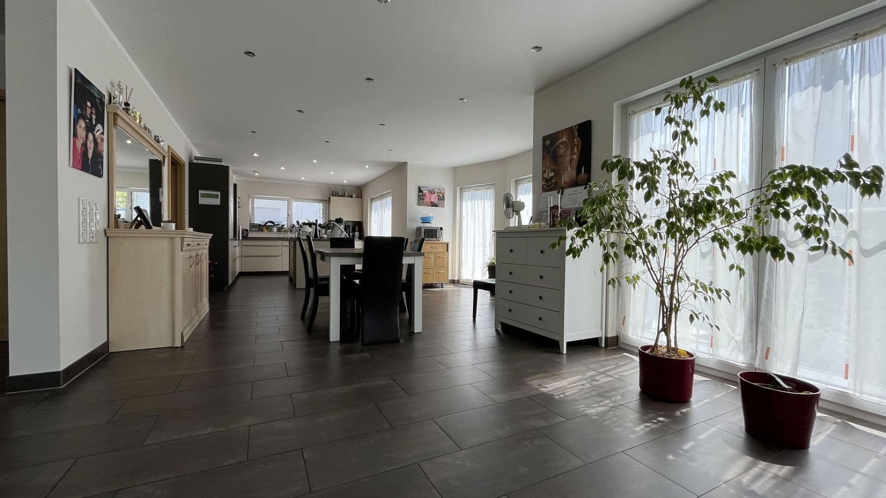 Predaj domu 381 m², pozemek 476 m², Anna-Nopper-Str. 17, Kornwestheim, Bádensko-Wurttembersko Predaj domu 381 m², pozemek 476 m², Anna-Nopper-Str. 17, Kornwestheim, Bádensko-Wurttembersko