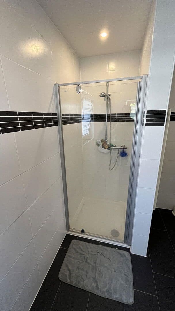 Predaj domu 381 m², pozemek 476 m², Anna-Nopper-Str. 17, Kornwestheim, Bádensko-Wurttembersko Predaj domu 381 m², pozemek 476 m², Anna-Nopper-Str. 17, Kornwestheim, Bádensko-Wurttembersko