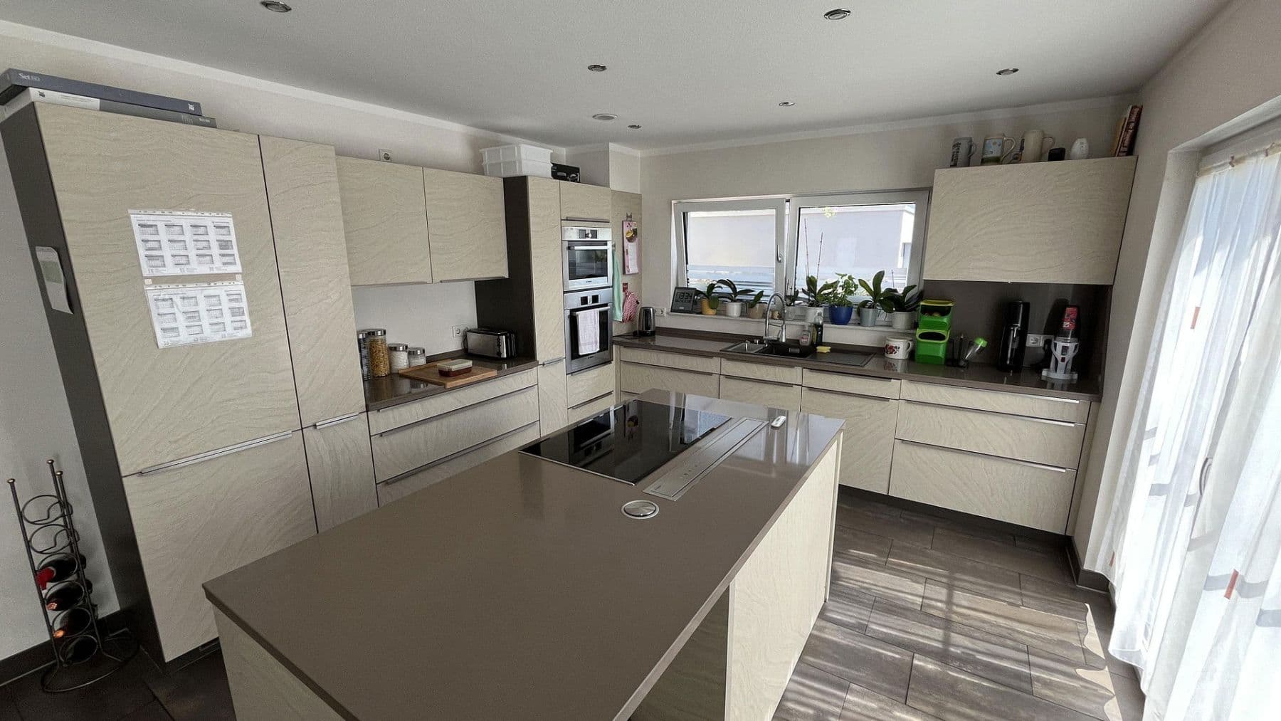 Predaj domu 381 m², pozemek 476 m², Anna-Nopper-Str. 17, Kornwestheim, Bádensko-Wurttembersko Predaj domu 381 m², pozemek 476 m², Anna-Nopper-Str. 17, Kornwestheim, Bádensko-Wurttembersko