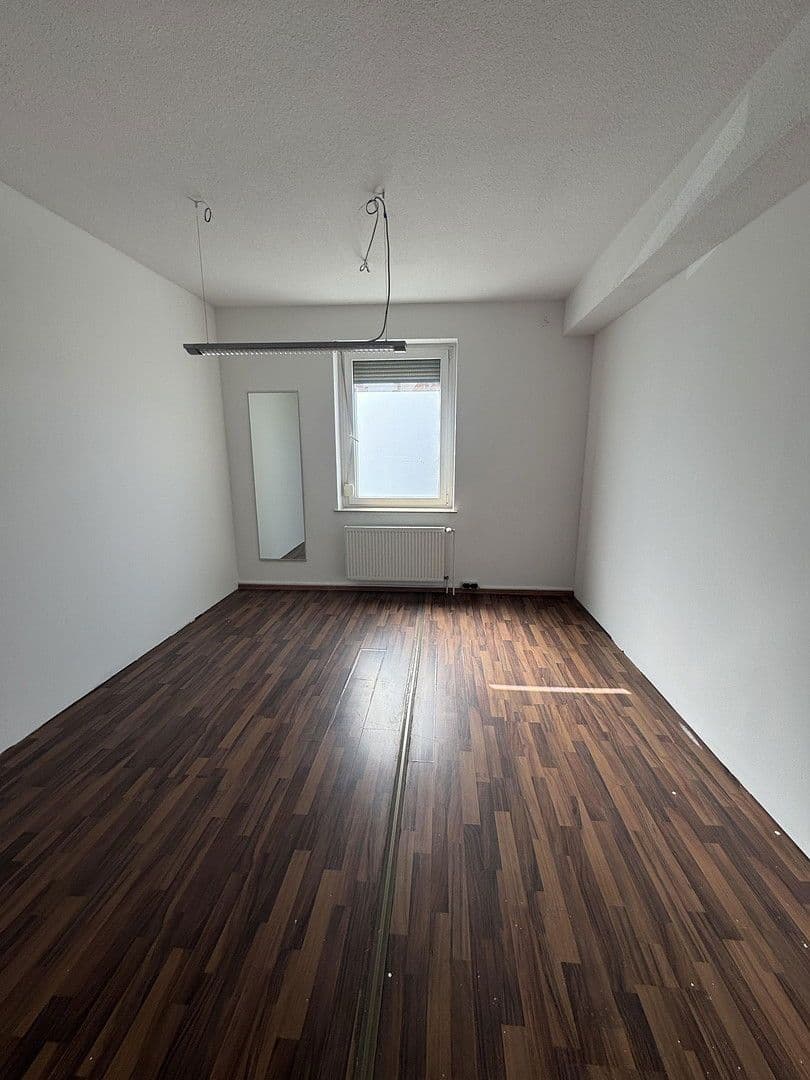 Prenájom kancelárie 180 m², Kettlerstraße 1, Groß-Zimmern, Hesensko Prenájom kancelárie 180 m², Kettlerstraße 1, Groß-Zimmern, Hesensko