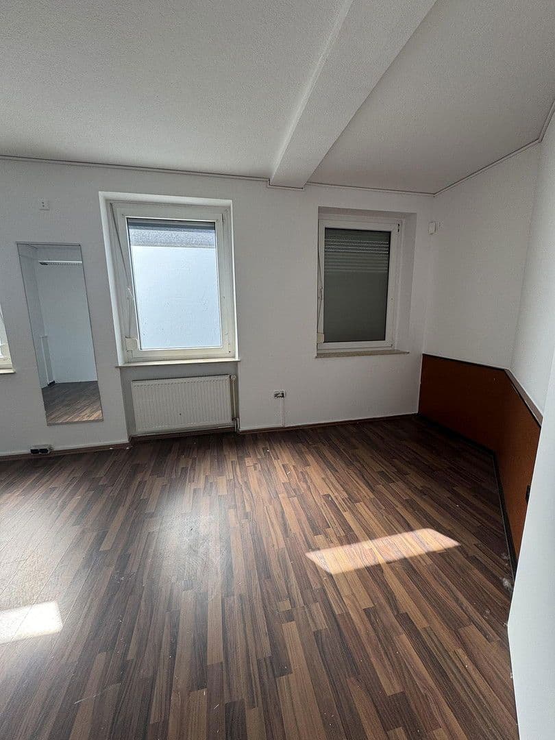 Prenájom kancelárie 180 m², Kettlerstraße 1, Groß-Zimmern, Hesensko Prenájom kancelárie 180 m², Kettlerstraße 1, Groß-Zimmern, Hesensko