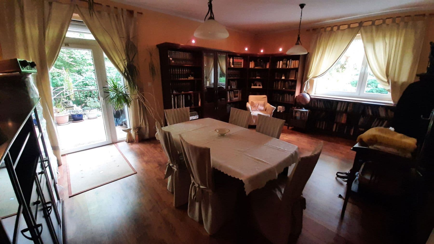 Predaj domu 170 m², pozemek 970 m², Frankfurt (Oder), Brandenbursko Predaj domu 170 m², pozemek 970 m², Frankfurt (Oder), Brandenbursko