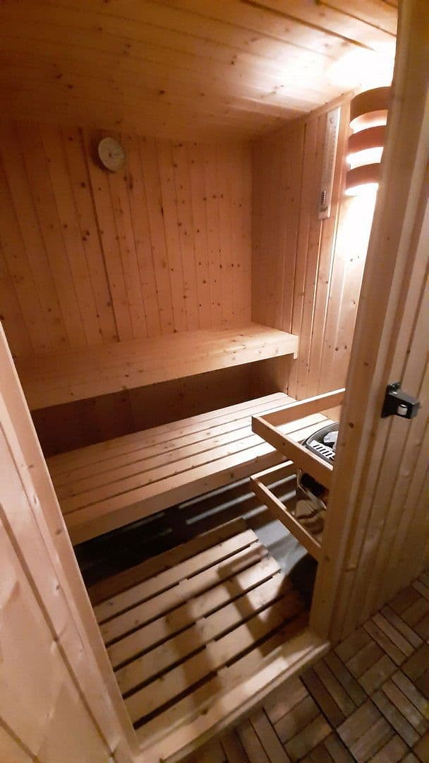 Predaj domu 170 m², pozemek 970 m², Frankfurt (Oder), Brandenbursko Predaj domu 170 m², pozemek 970 m², Frankfurt (Oder), Brandenbursko