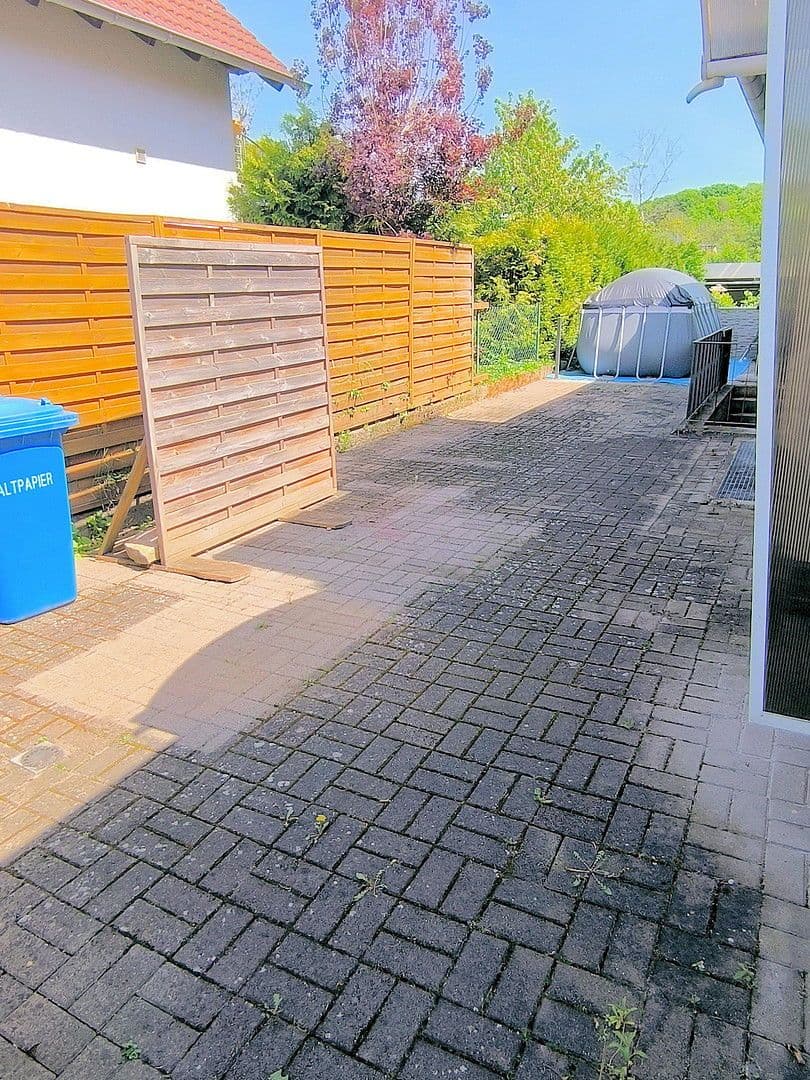 Predaj domu 93 m², pozemek 579 m², Kleinblittersdorf, Sársko Predaj domu 93 m², pozemek 579 m², Kleinblittersdorf, Sársko