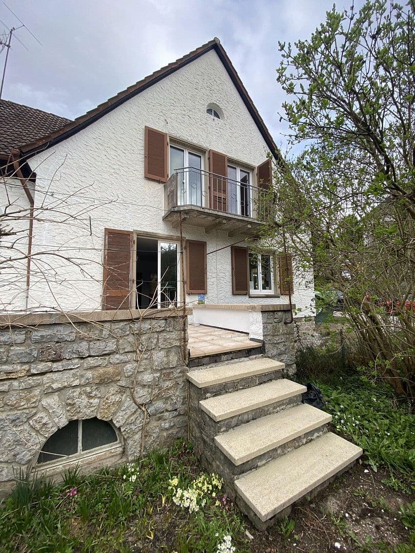 Predaj domu 170 m², pozemek 444 m², Schwarzmattstr. 1, Badenweiler, Bádensko-Wurttembersko Predaj domu 170 m², pozemek 444 m², Schwarzmattstr. 1, Badenweiler, Bádensko-Wurttembersko