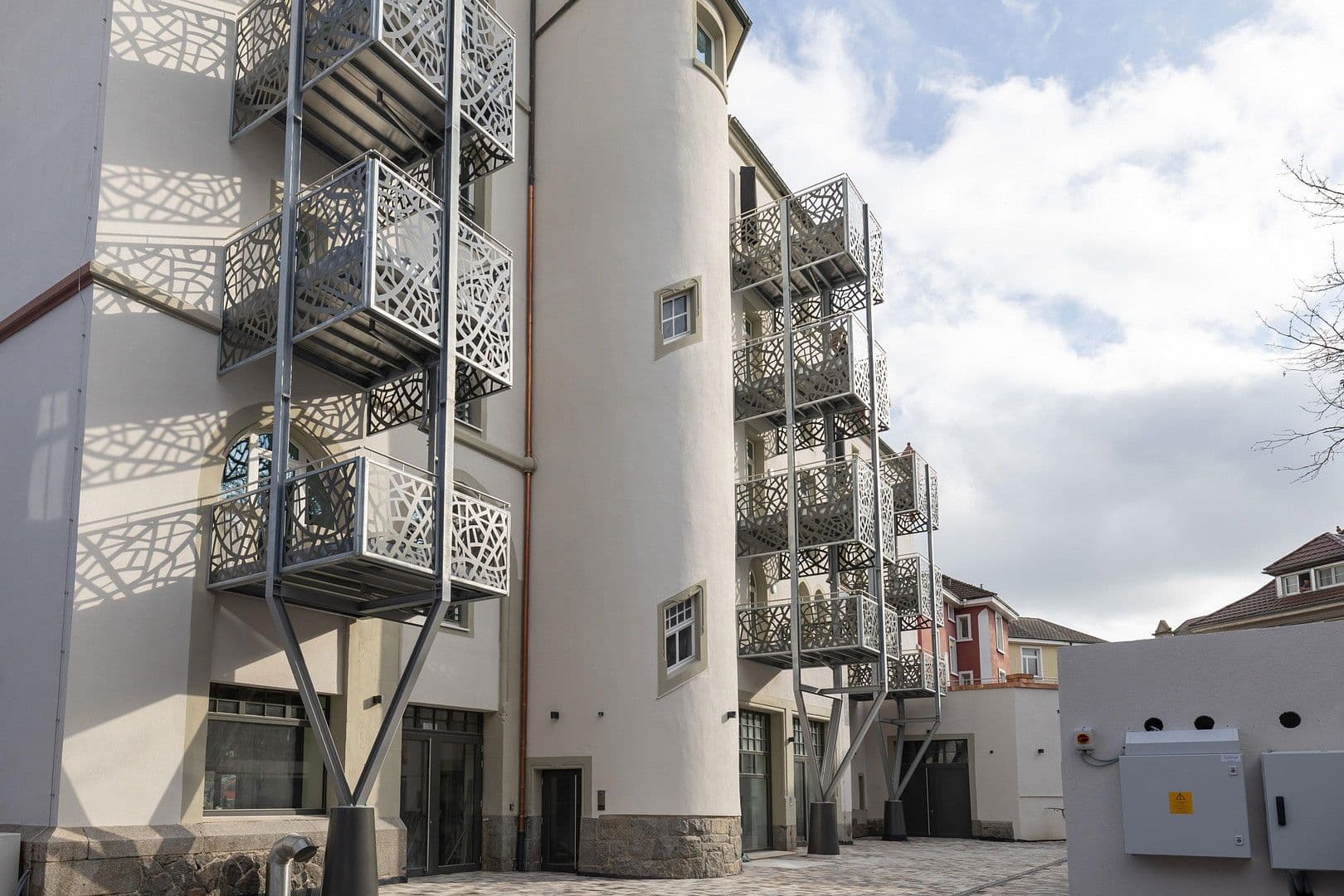 Prenájom bytu 2-izbový 57 m², Eisenbahnstr. 21, Waldshut-Tiengen, Bádensko-Wurttembersko Prenájom bytu 2-izbový 57 m², Eisenbahnstr. 21, Waldshut-Tiengen, Bádensko-Wurttembersko