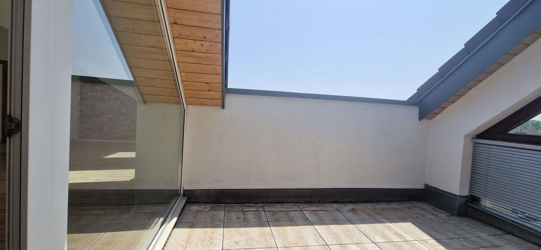 Predaj bytu 3-izbový 80 m², Stockstadt am Main, Bavorsko Predaj bytu 3-izbový 80 m², Stockstadt am Main, Bavorsko