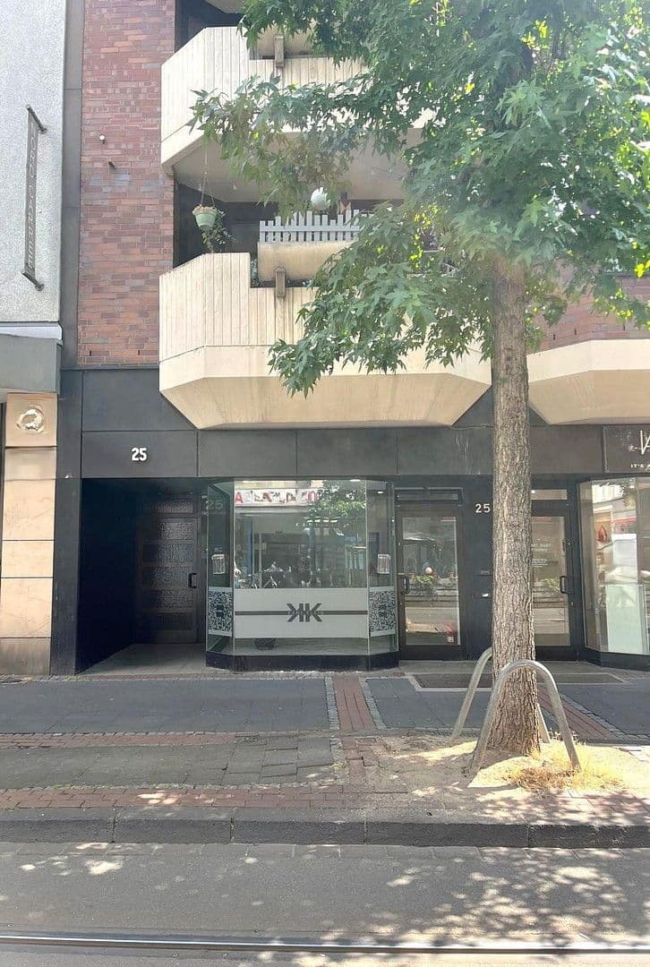 Prenájom nebytového priestoru 72 m², Nordstr. 25, Düsseldorf, Severné Porýnie - Westfálsko Prenájom nebytového priestoru 72 m², Nordstr. 25, Düsseldorf, Severné Porýnie - Westfálsko