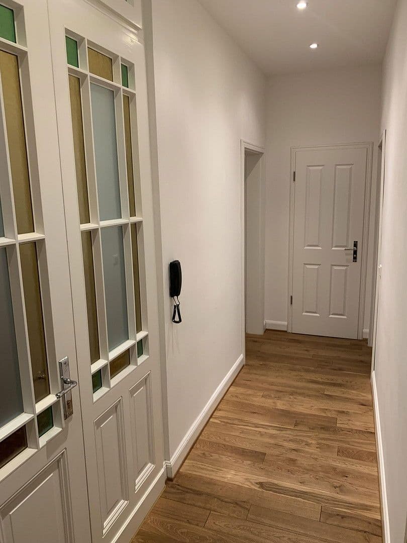 Prenájom bytu 4-izbový 112 m², Trimbornstrasse 11, Köln, Severné Porýnie - Westfálsko Prenájom bytu 4-izbový 112 m², Trimbornstrasse 11, Köln, Severné Porýnie - Westfálsko