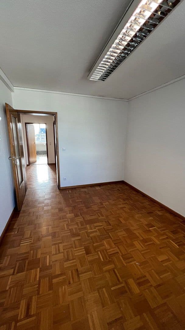 Prenájom kancelárie 80 m², Friedrichsplatz 5, Mannheim, Bádensko-Wurttembersko Prenájom kancelárie 80 m², Friedrichsplatz 5, Mannheim, Bádensko-Wurttembersko