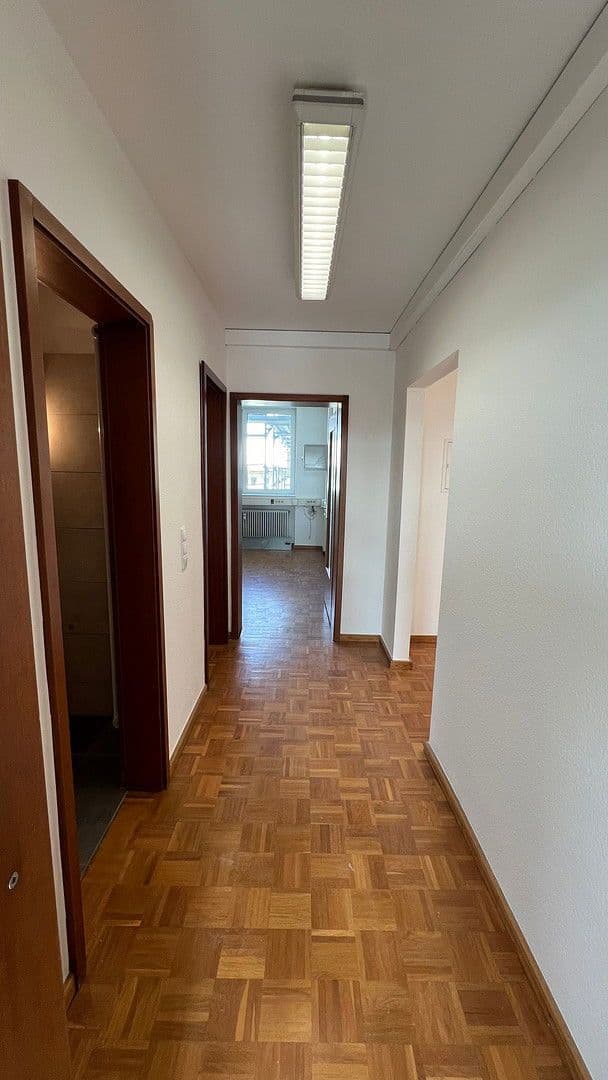 Prenájom kancelárie 80 m², Friedrichsplatz 5, Mannheim, Bádensko-Wurttembersko Prenájom kancelárie 80 m², Friedrichsplatz 5, Mannheim, Bádensko-Wurttembersko