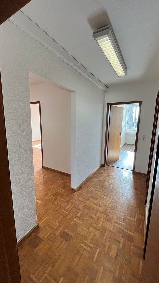 Prenájom kancelárie 80 m², Friedrichsplatz 5, Mannheim, Bádensko-Wurttembersko Prenájom kancelárie 80 m², Friedrichsplatz 5, Mannheim, Bádensko-Wurttembersko
