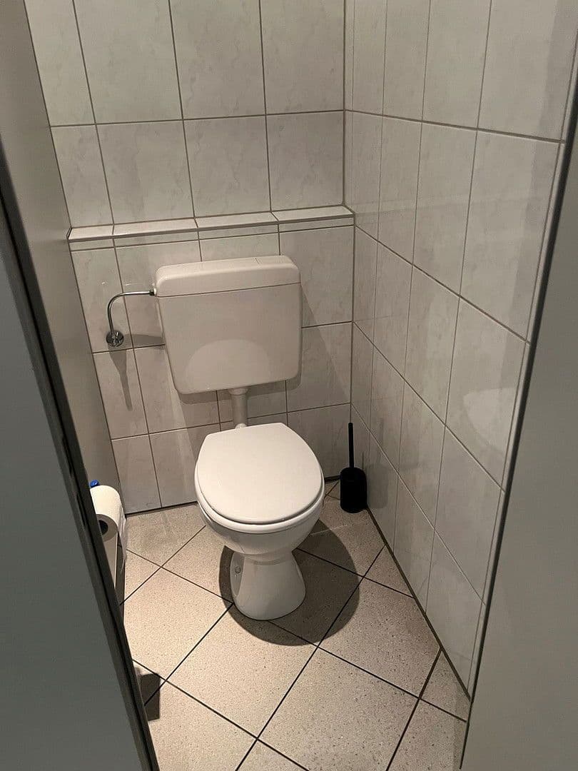 Prenájom nebytového priestoru 4.700 m², Freigericht, Hesensko Prenájom nebytového priestoru 4.700 m², Freigericht, Hesensko