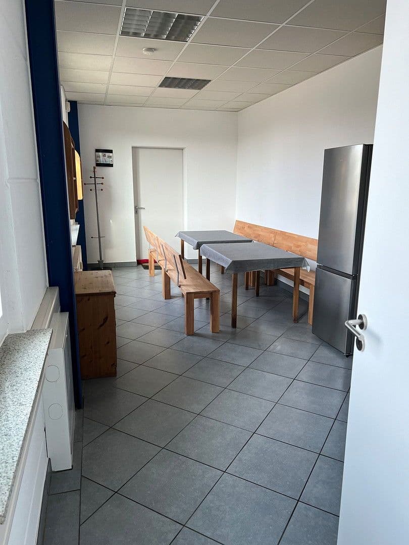 Prenájom nebytového priestoru 4.700 m², Freigericht, Hesensko Prenájom nebytového priestoru 4.700 m², Freigericht, Hesensko