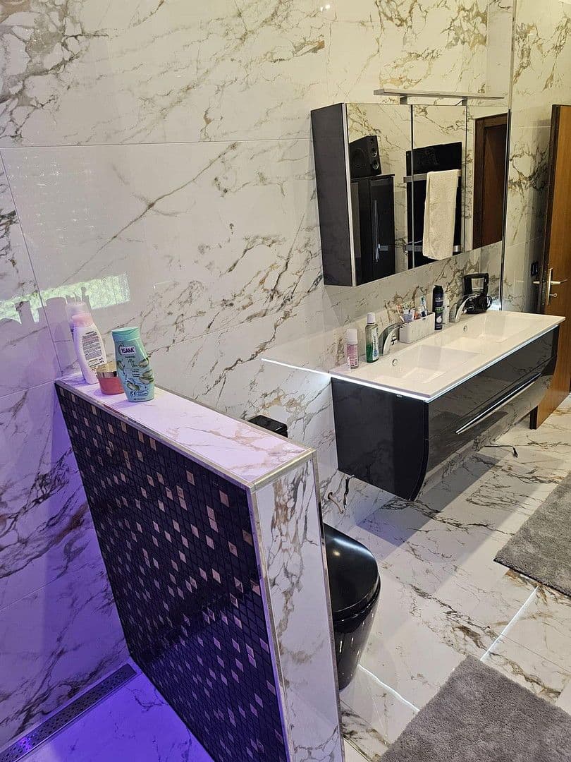 Predaj domu 650 m², pozemek 2.000 m², Bad König, Hesensko Predaj domu 650 m², pozemek 2.000 m², Bad König, Hesensko