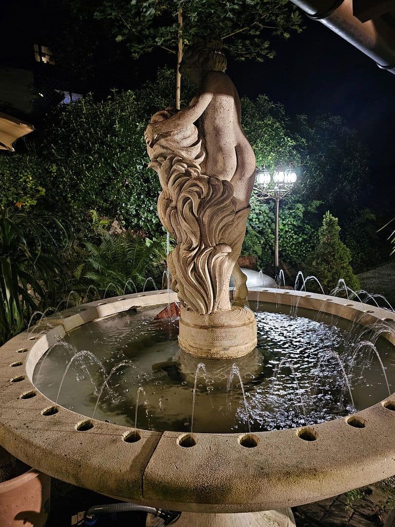 Predaj domu 650 m², pozemek 2.000 m², Bad König, Hesensko Predaj domu 650 m², pozemek 2.000 m², Bad König, Hesensko