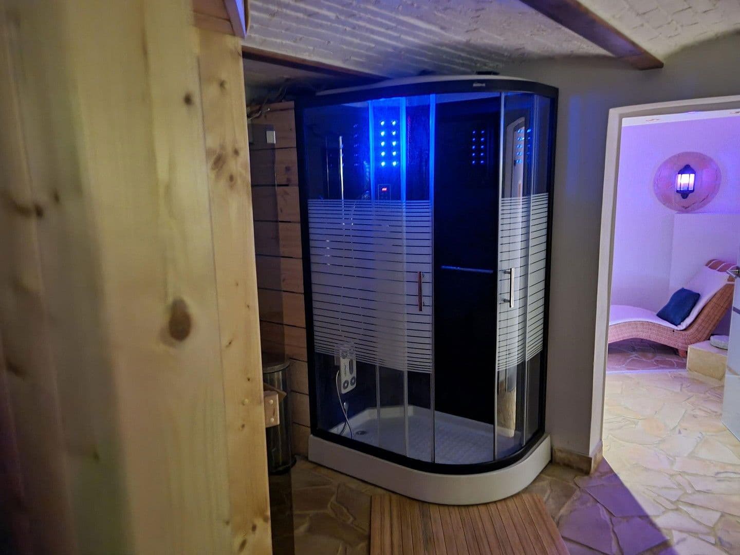 Predaj domu 650 m², pozemek 2.000 m², Bad König, Hesensko Predaj domu 650 m², pozemek 2.000 m², Bad König, Hesensko