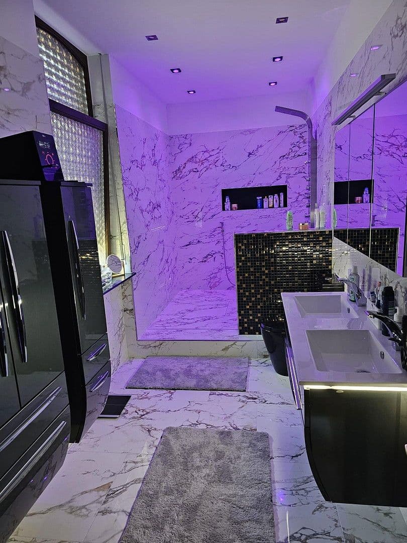 Predaj domu 650 m², pozemek 2.000 m², Bad König, Hesensko Predaj domu 650 m², pozemek 2.000 m², Bad König, Hesensko