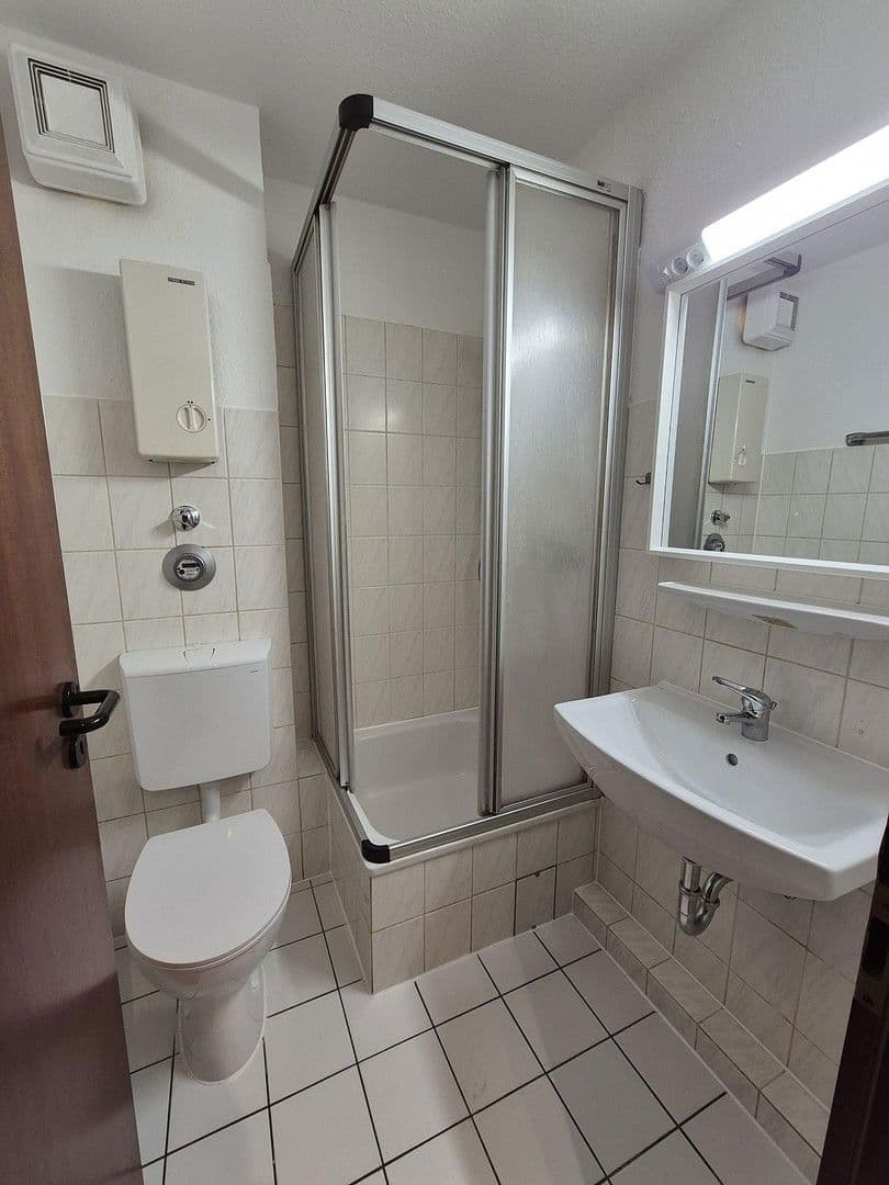 Prenájom bytu 1-izbový 27 m², Richrather Str. 7, Langenfeld (Rheinland), Severné Porýnie - Westfálsko Prenájom bytu 1-izbový 27 m², Richrather Str. 7, Langenfeld (Rheinland), Severné Porýnie - Westfálsko