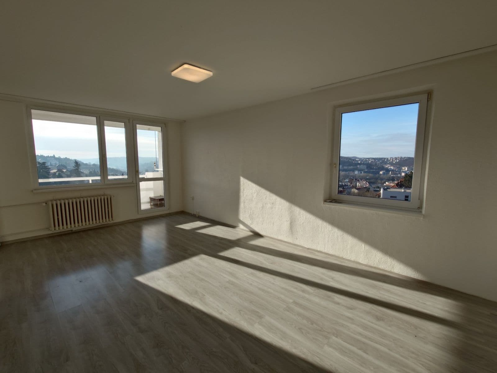 Prenájom bytu 3-izbový 78 m², Ve Svahu, Praha, Praha Prenájom bytu 3-izbový 78 m², Ve Svahu, Praha, Praha