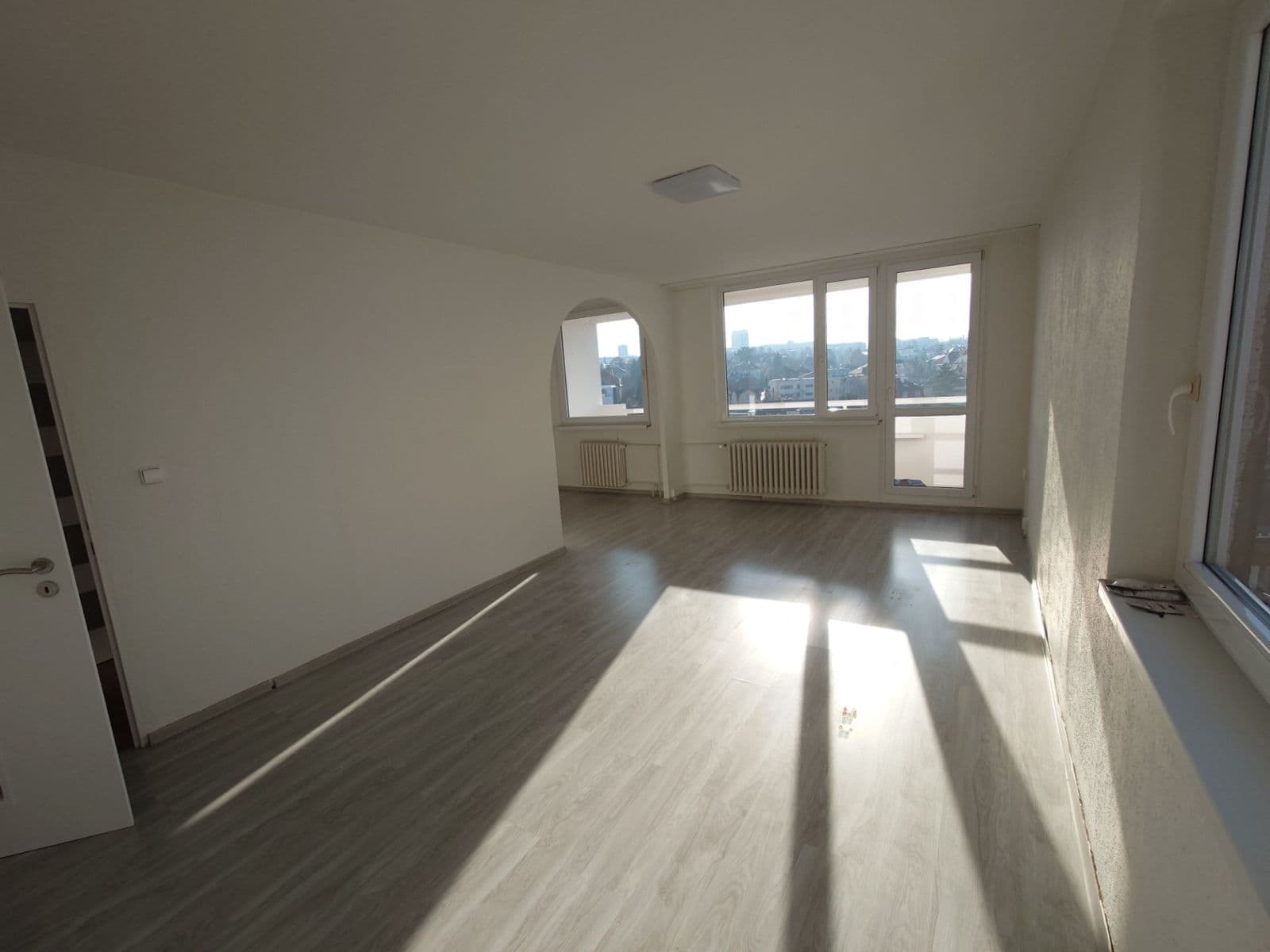 Prenájom bytu 3-izbový 78 m², Ve Svahu, Praha, Praha Prenájom bytu 3-izbový 78 m², Ve Svahu, Praha, Praha